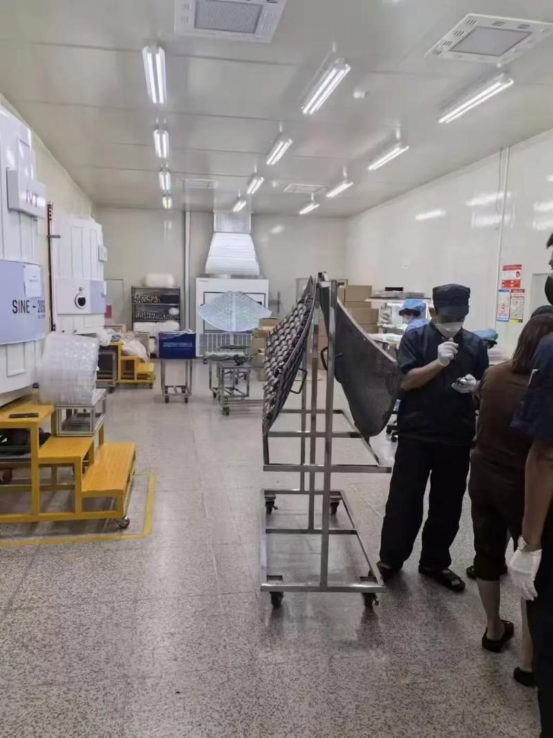 越南纺织成衣厂80%停摆，全球供应链受疫情冲击致订舱困难